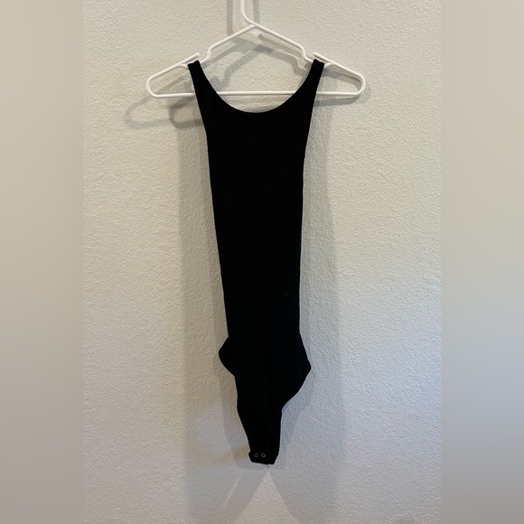 EUC Agolde Nova banded top size M - Picture 3 of 5